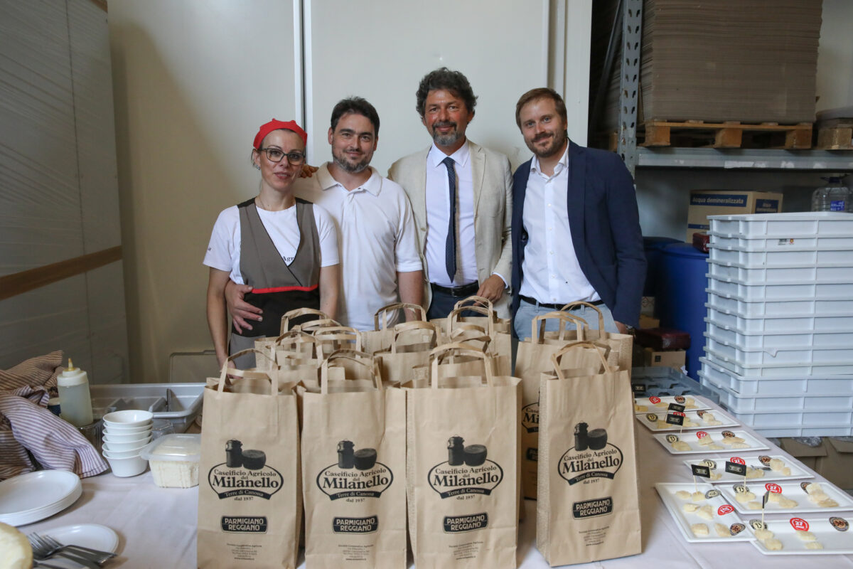 The staff of the Caseificio Agricolo del Milanello during the visit of 40 Members of the European Parliament to the dairy