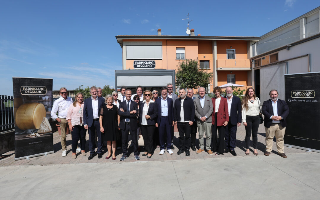 40 Members of the European Parliament visit Caseificio Agricolo del Milanello